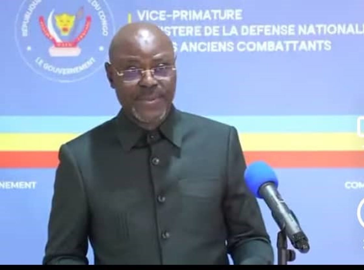 Ne jamais trahir le Congo, Défense : Guy Kabombo Muadiamvita félicite et encourage les FARDC !